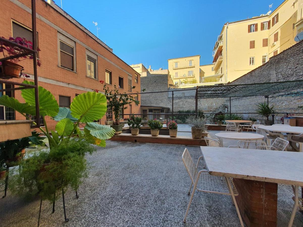 Suore Concezioniste Missionarie - Carmen Salles Roma Bed and Breakfast Εξωτερικό φωτογραφία