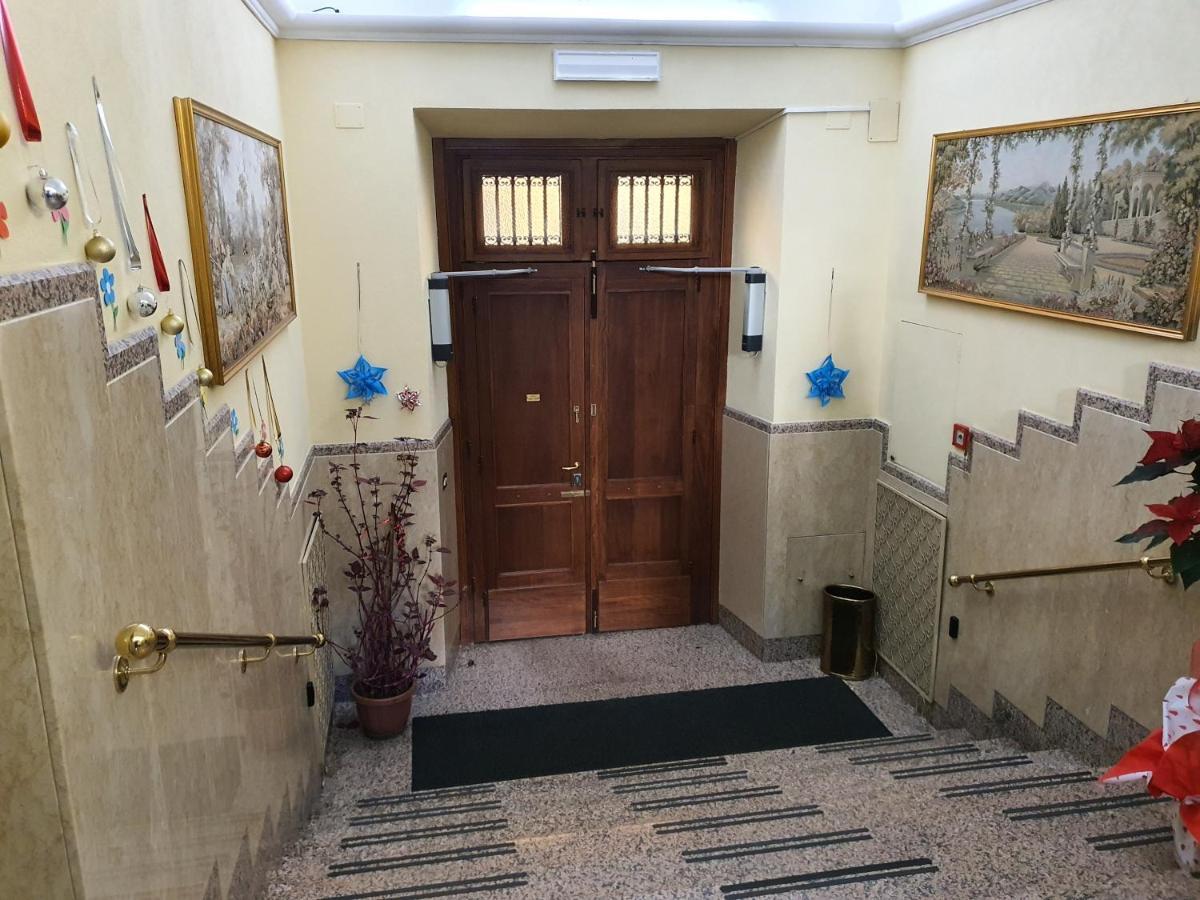 Suore Concezioniste Missionarie - Carmen Salles Roma Bed and Breakfast Εξωτερικό φωτογραφία