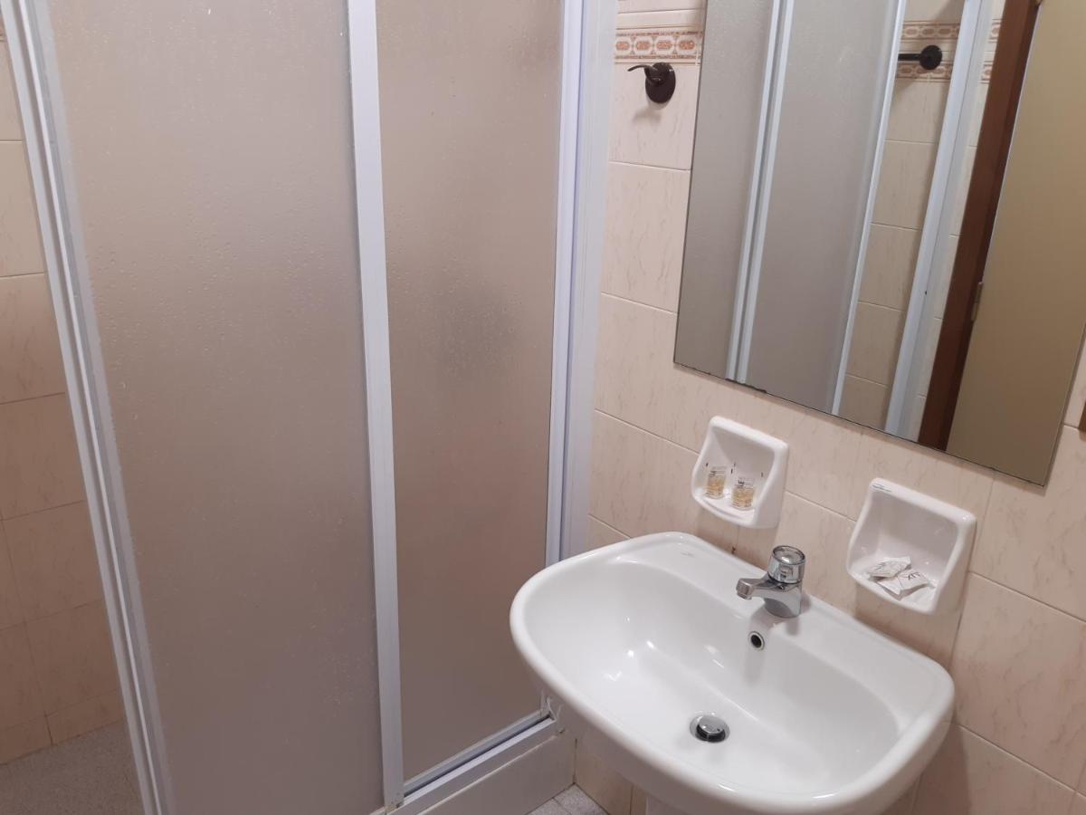 Suore Concezioniste Missionarie - Carmen Salles Roma Bed and Breakfast Εξωτερικό φωτογραφία