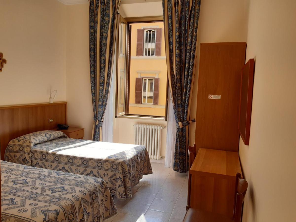Suore Concezioniste Missionarie - Carmen Salles Roma Bed and Breakfast Εξωτερικό φωτογραφία