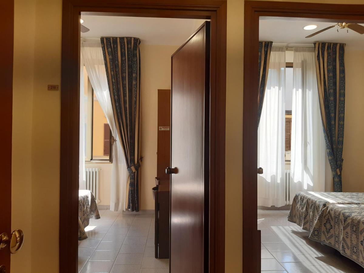 Suore Concezioniste Missionarie - Carmen Salles Roma Bed and Breakfast Εξωτερικό φωτογραφία