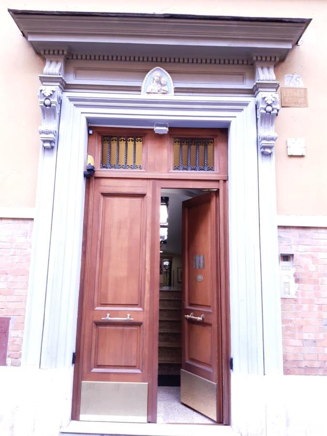 Suore Concezioniste Missionarie - Carmen Salles Roma Bed and Breakfast Εξωτερικό φωτογραφία