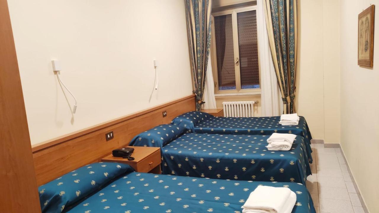 Suore Concezioniste Missionarie - Carmen Salles Roma Bed and Breakfast Εξωτερικό φωτογραφία
